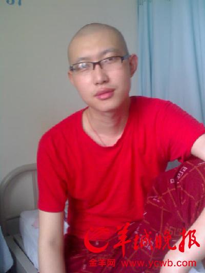 最励志毕业生:从白血病人到主持男神
